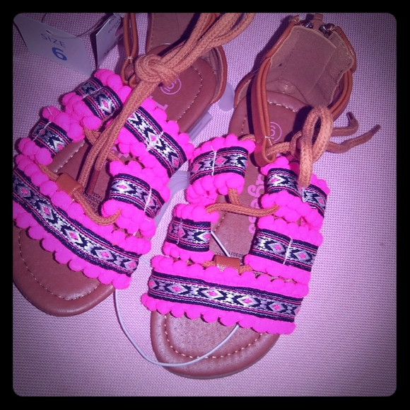 Kidget Sandals - Picture 1 of 4